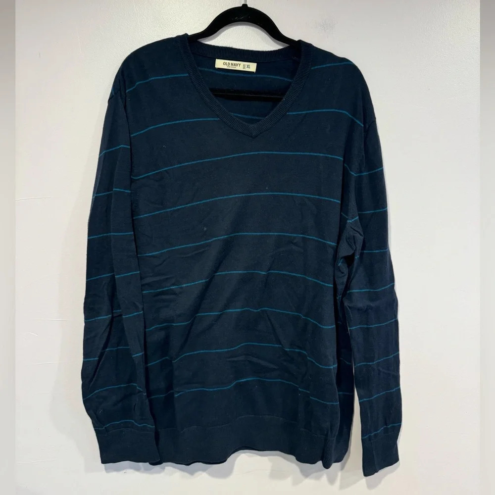 Blue striped‎ old navy sweater